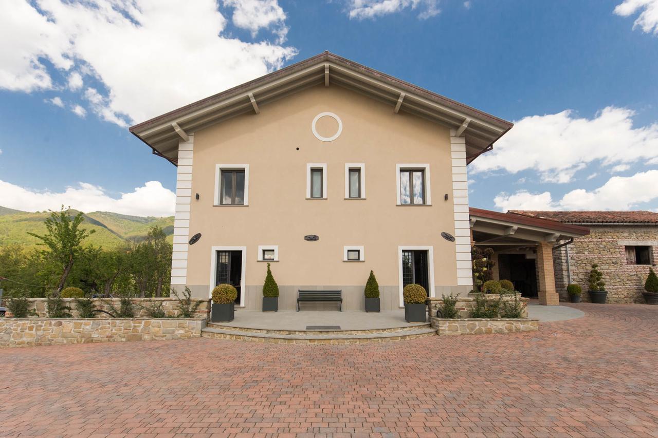 Penzion Casale Virginia Cesariano Exteriér fotografie